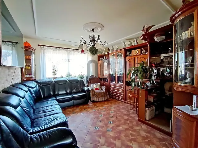 Eladó ház Budapest XX. kerület, Pesterzsébet 195 nm