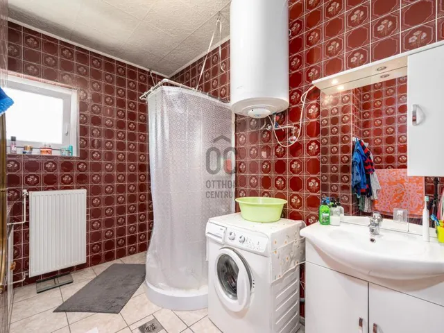 Eladó ház Budapest XXI. kerület, Királyerdő 175 nm