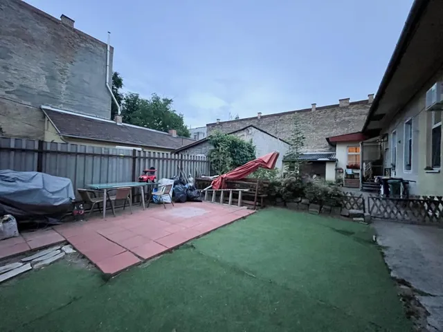 Eladó ház Budapest X. kerület, Óhegy 139 nm
