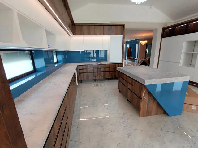 Eladó ház Alsónémedi 259 nm