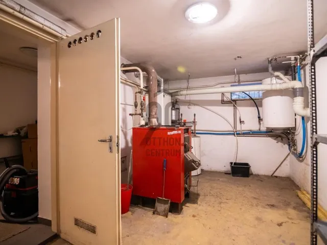 Eladó ház Budapest XXIII. kerület, Orbán hegy 173 nm