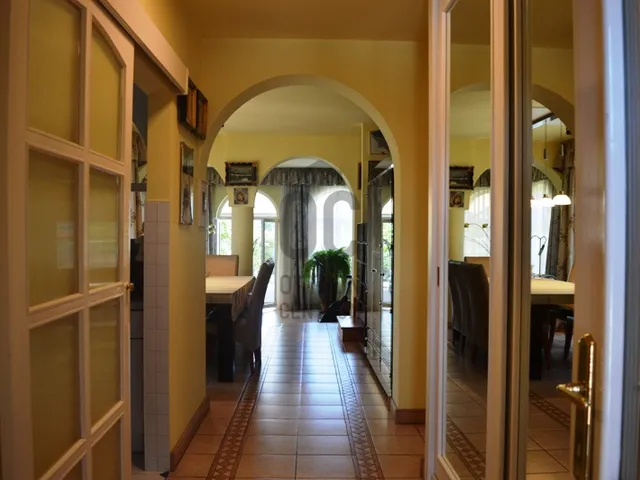 Eladó ház Budapest XVIII. kerület, Miklóstelep 207 nm