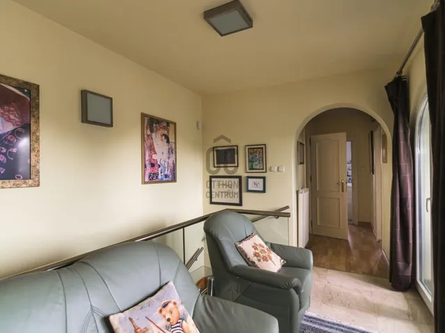 Eladó ház Budapest XVIII. kerület, Miklóstelep 207 nm