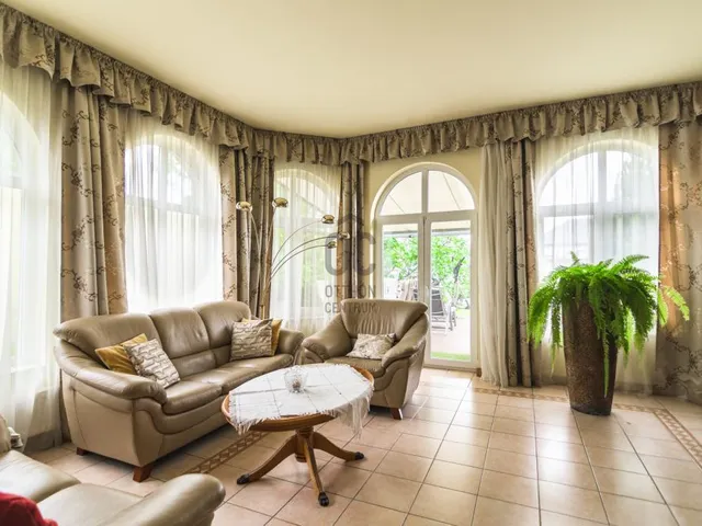 Eladó ház Budapest XVIII. kerület, Miklóstelep 207 nm