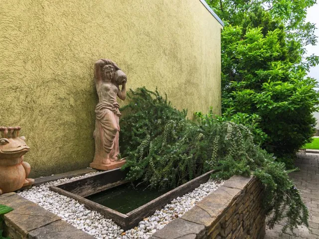 Eladó ház Budapest XVIII. kerület, Miklóstelep 207 nm