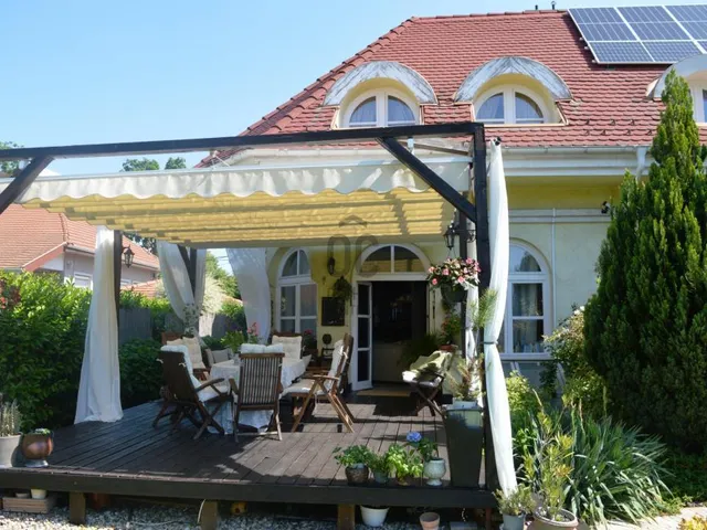 Eladó ház Budapest XVIII. kerület, Miklóstelep 207 nm