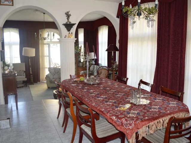 Eladó ház Budapest XVIII. kerület, Miklóstelep 207 nm