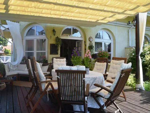 Eladó ház Budapest XVIII. kerület, Miklóstelep 207 nm