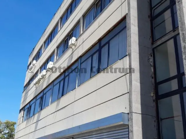Eladó kereskedelmi és ipari ingatlan Budapest X. kerület 3000 nm