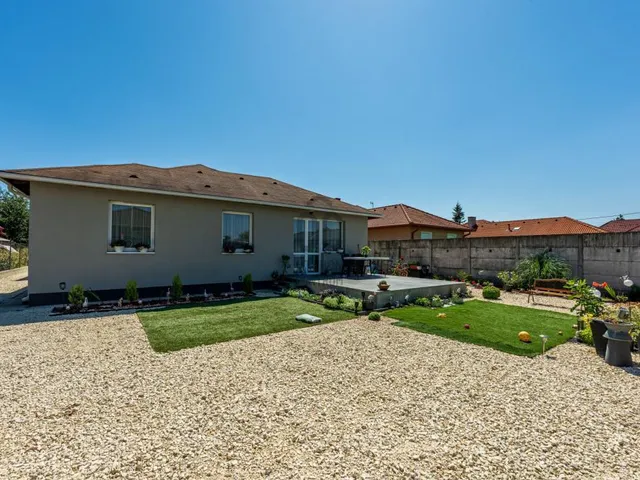 Eladó ház Halásztelek 80 nm