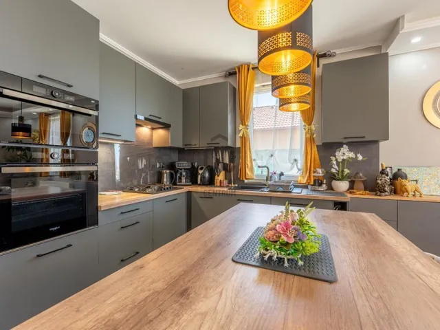 Eladó ház Halásztelek 80 nm