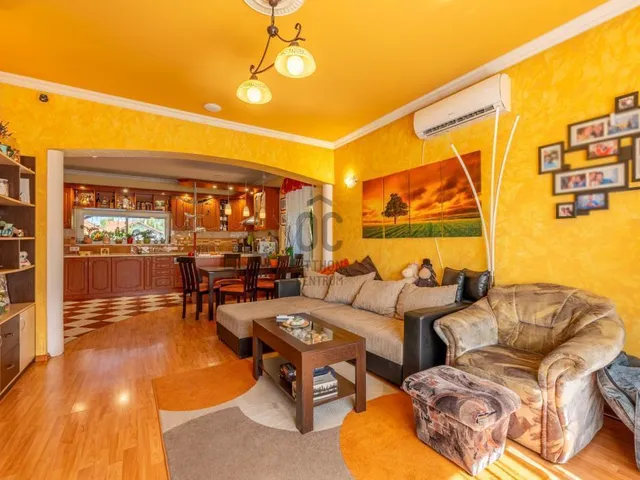 Eladó ház Dunaharaszti 220 nm