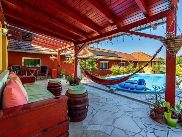 Eladó ház Dunaharaszti 220 nm