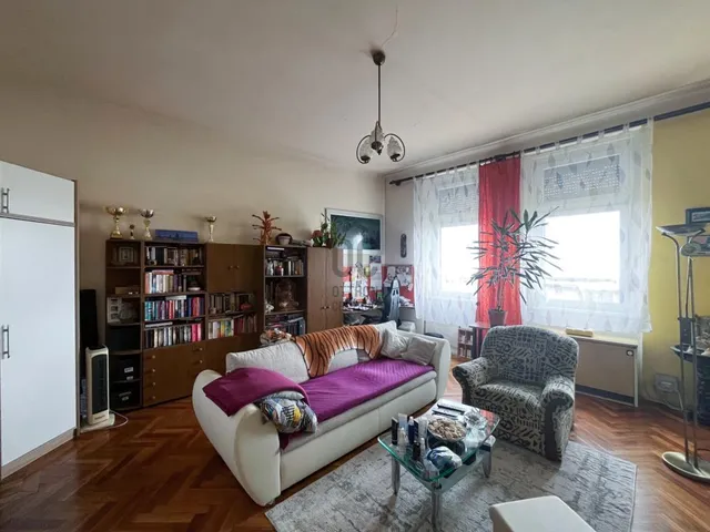 Eladó lakás Budapest VIII. kerület 70 nm