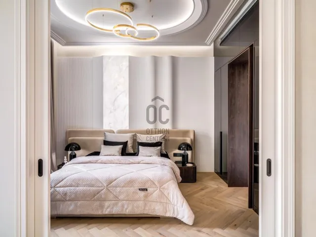 Eladó lakás Budapest VI. kerület, Nagykörúton belüli terület 93 nm