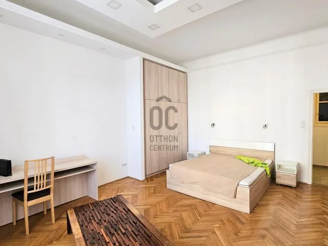 Eladó lakás Budapest VIII. kerület, Corvin negyed 77 nm