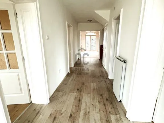 Eladó ház Budapest XVIII. kerület, Bókaytelep 290 nm