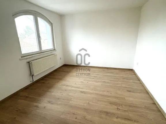 Eladó ház Budapest XVIII. kerület, Bókaytelep 290 nm