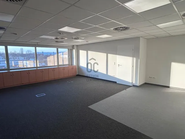 Kiadó kereskedelmi és ipari ingatlan Budapest XI. kerület 593 nm