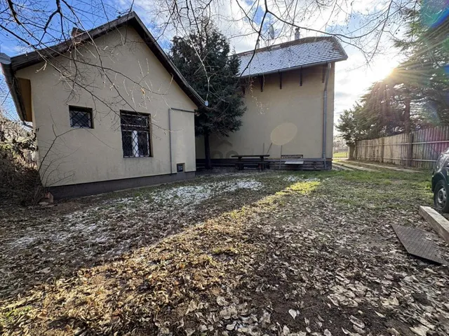 Eladó ház Budapest XVIII. kerület, Szemeretelep 130 nm