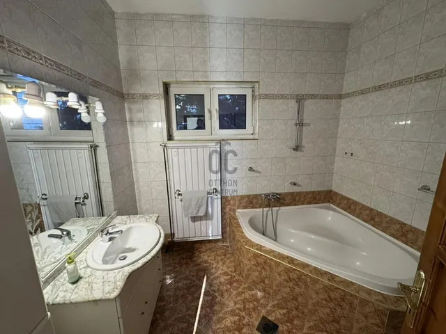 Eladó ház Budapest XVIII. kerület, Szemeretelep 130 nm