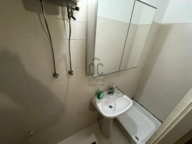 Eladó ház Budapest XVIII. kerület, Szemeretelep 130 nm