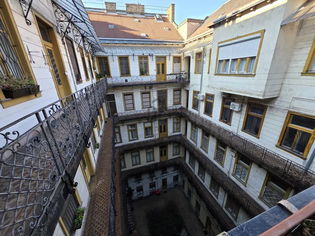 Eladó lakás Budapest IX. kerület, Belső Ferencváros 165 nm