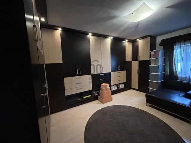 Eladó ház Budapest XVII. kerület, Rákoskeresztúr 350 nm