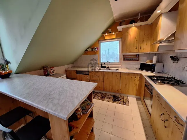 Eladó ház Gyál 263 nm