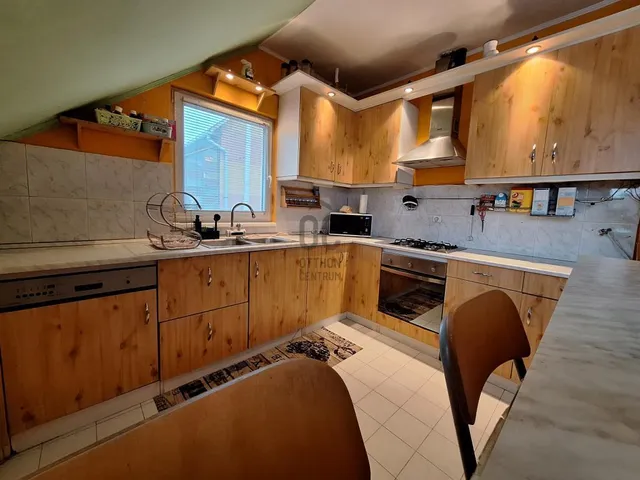 Eladó ház Gyál 263 nm