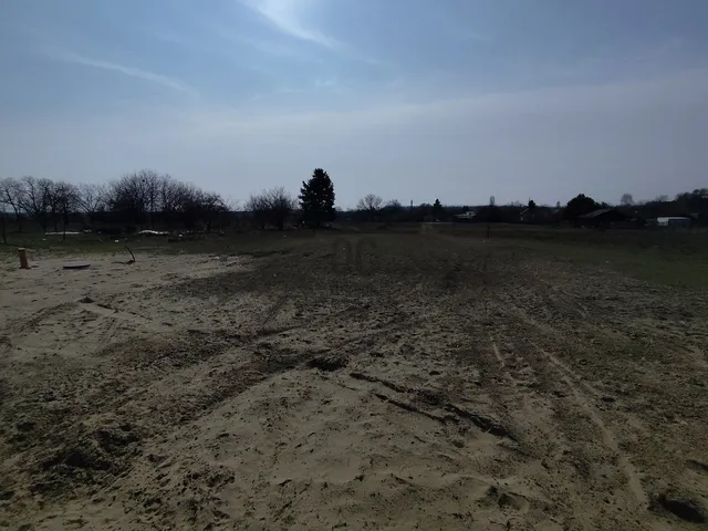Eladó telek Dunaharaszti 656 nm