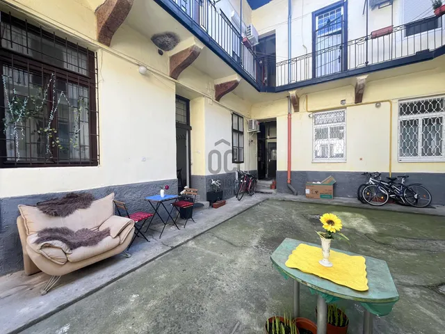 Eladó lakás Budapest VI. kerület 28 nm