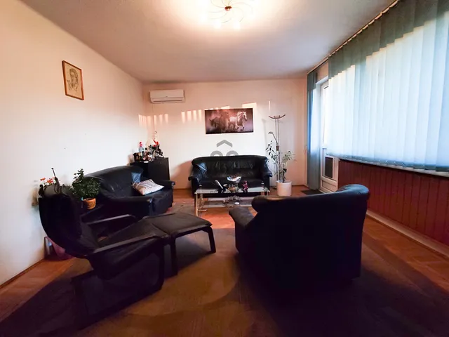 Eladó ház Budapest X. kerület, Óhegy 300 nm