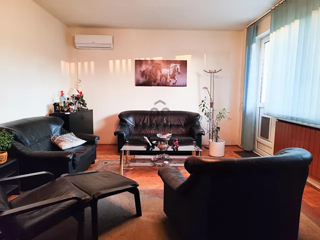 Eladó ház Budapest X. kerület, Óhegy 300 nm