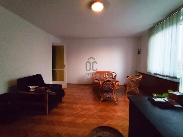 Eladó ház Budapest X. kerület, Óhegy 300 nm