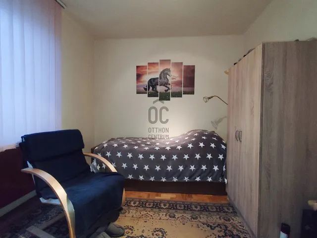 Eladó ház Budapest X. kerület, Óhegy 300 nm