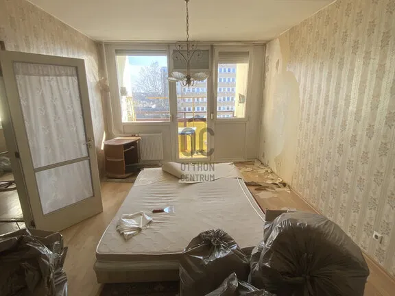 Eladó lakás Budapest X. kerület, Laposdűlő 72 nm