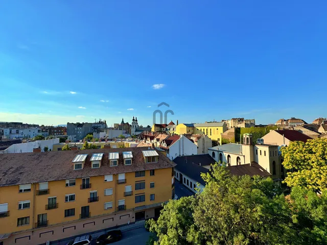 Eladó lakás Budapest VIII. kerület, Corvin negyed 66 nm