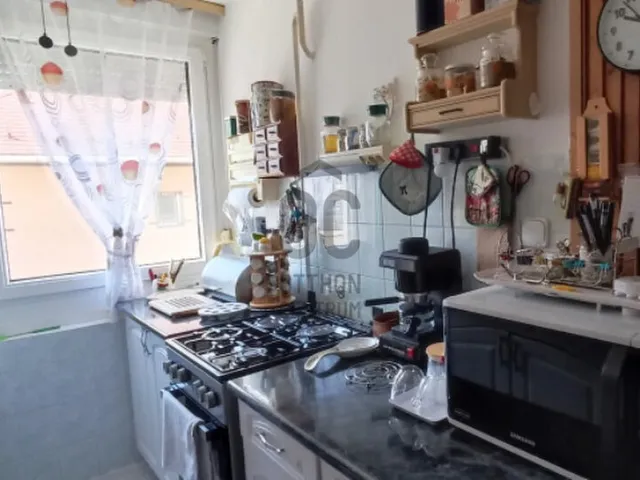 Eladó ház Pécel 193 nm