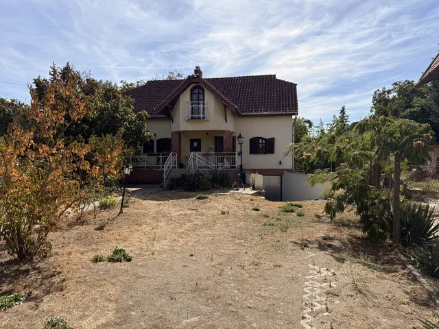 Eladó ház Szigethalom 160 nm