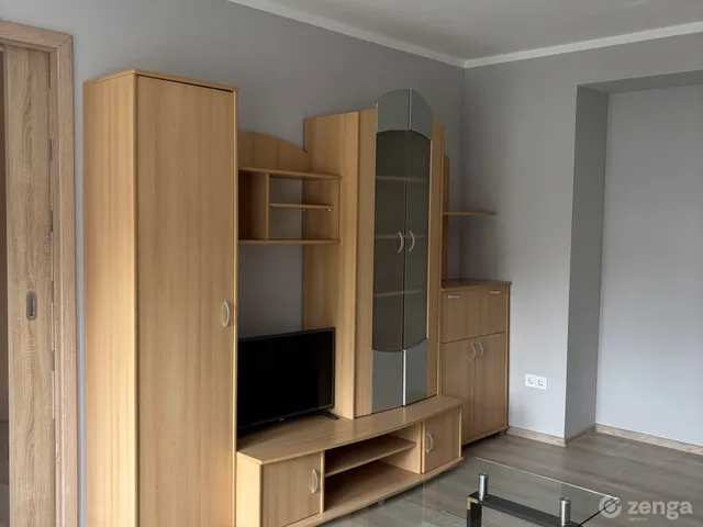 Kiadó lakás Szolnok, Belváros 43 nm