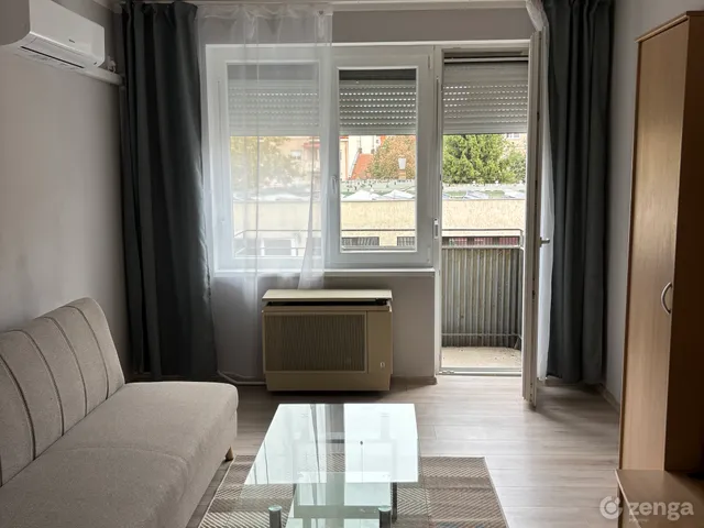 Kiadó lakás Szolnok, Belváros 43 nm