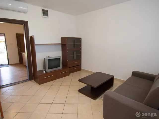 Eladó lakás Győr, Nádorváros 56 nm