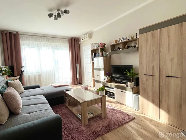 Eladó lakás Szeged, Fodorkert 61 nm