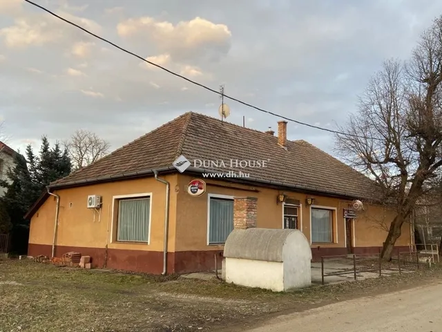 Eladó kereskedelmi és ipari ingatlan Felsőpetény 290 nm
