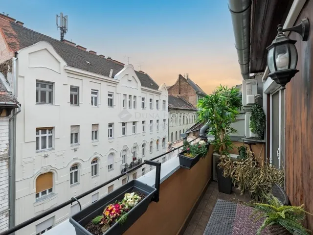 Eladó lakás Budapest VI. kerület, Nagykörúton kívüli terület 124 nm