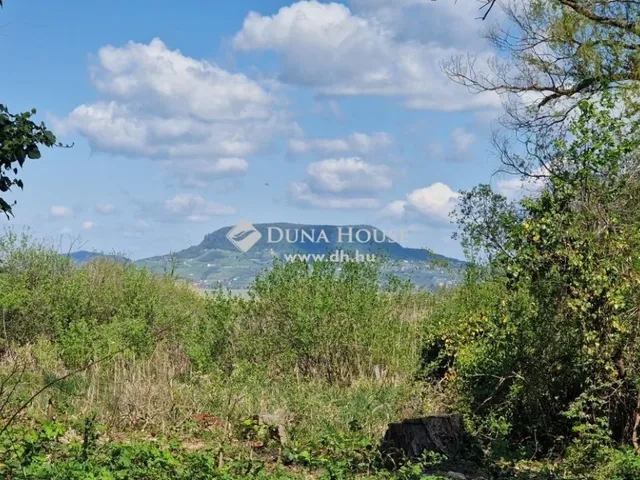 Eladó telek Fonyód 1460 nm