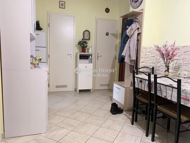 Eladó lakás Budapest III. kerület, Békásmegyer 50 nm