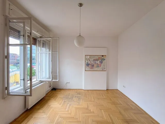 Eladó lakás Budapest VIII. kerület 85 nm