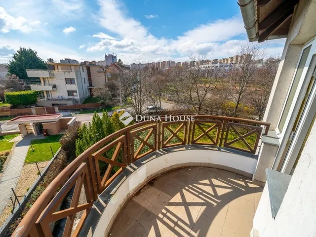 Eladó lakás Budapest XI. kerület 195 nm